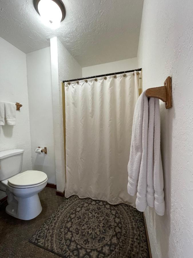 Adventures Vacation Rentals Lava Hot Springs Exterior photo